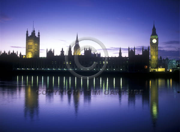 houses of parliament night